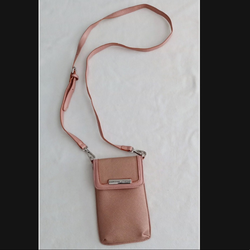 🎉HP🎉Blush Pink Adrienne Vittadini Crossbody